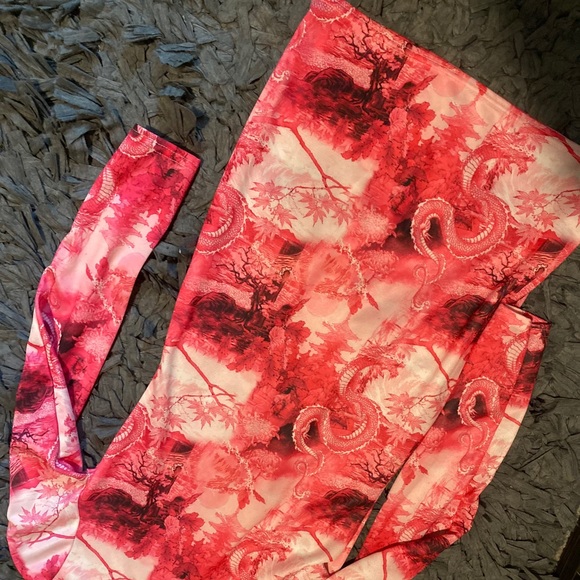 Dress - Picture 3 of 4